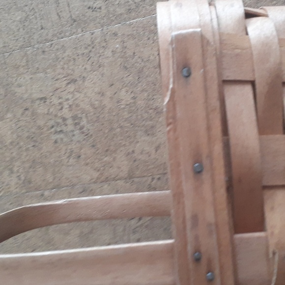 1993 Longaberger classic warm spring basket. - Picture 8 of 16